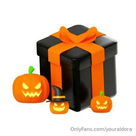 This is a Halloween Secret box 🎃 I have already sent it to y..