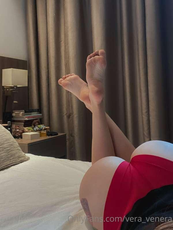 wish you  the sweetest dreams💋