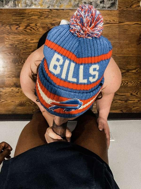 How we like to celebrate the Bills winning 💙❤️
@baxterlongwo..
