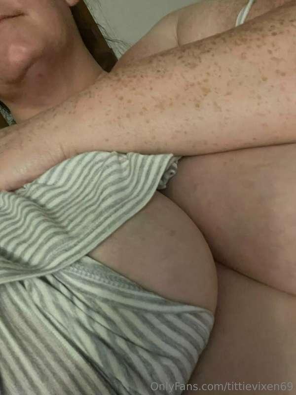 NEED SOMEONE TO SUCK ON THEM DAILY