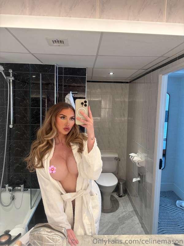 celinemason image #0