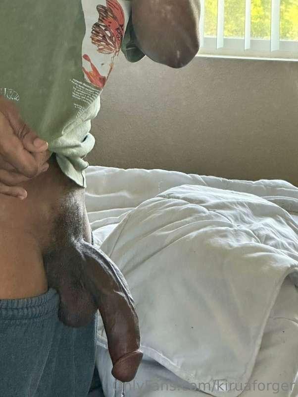 last of the pics I didn't post, look at that precum, pretty ..