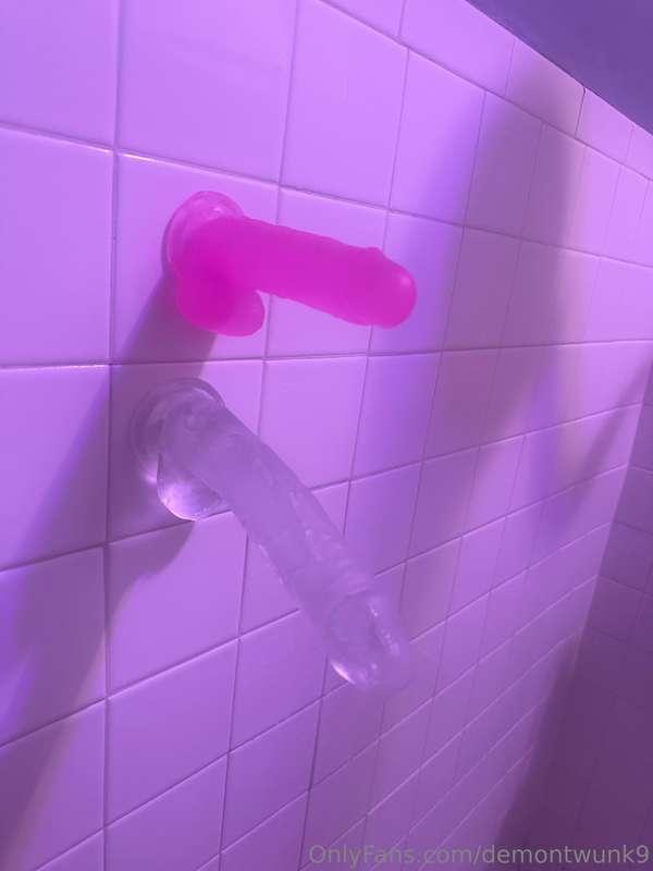 Can’t wait to get dicked down in my threesome tonight 😈🥵🤤