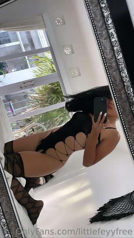 Don't just stare at it 😏

https://onlyfans.com/littlefeyy/c1..