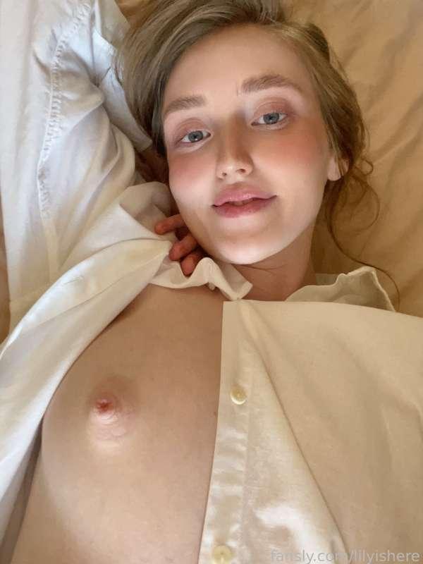 lilyishere image #0