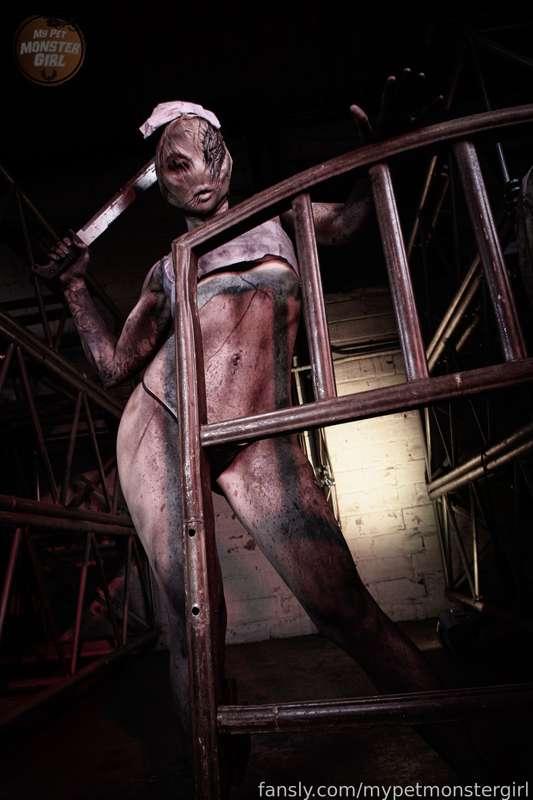 mypetmonstergirl image #0