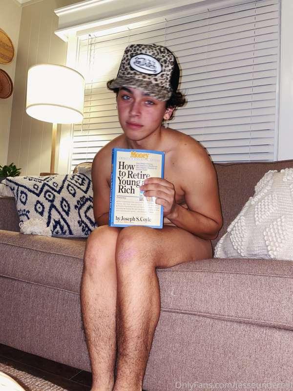 i know the way 😏 * look at the book *