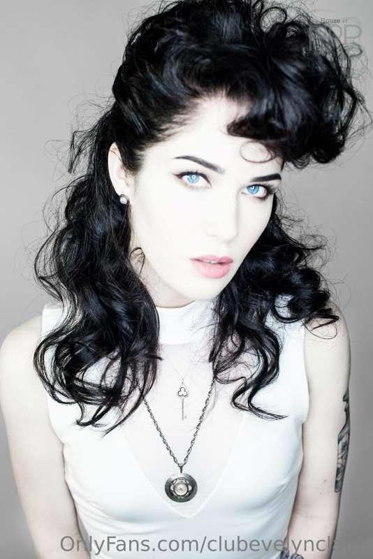 I want to start styling people's hair on camera! What do you..