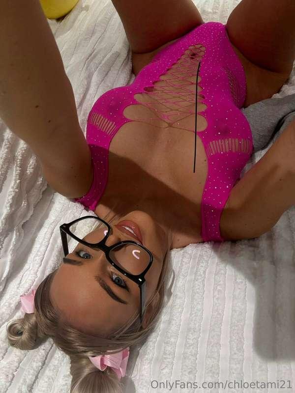 chloetami21 image #1