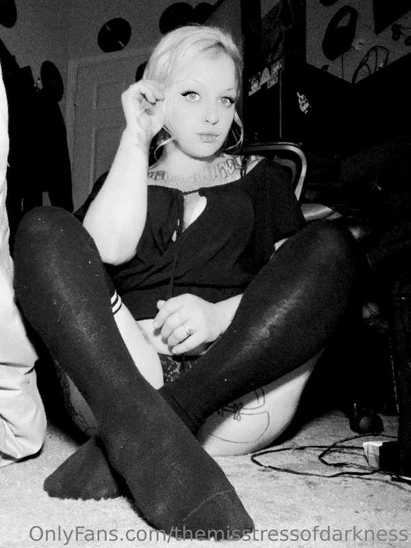 themisstressofdarkness image #0