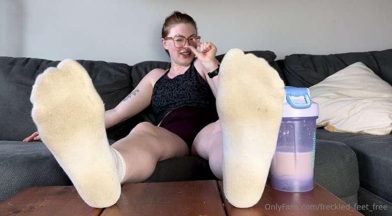 Step-Mom Dirty Sock SPH JOI  You've always had a thing for y..