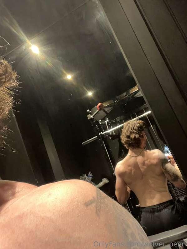 I keep myself in shape 😉 What do you think of the view from ..