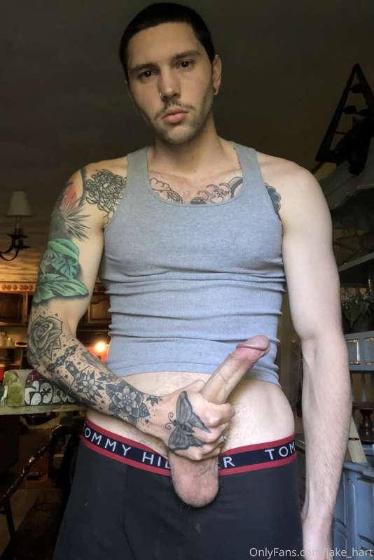 Ass play video going out tomorrow considering it’s been high..
