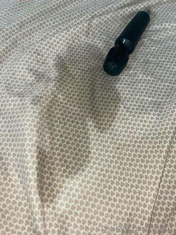 Come puoi lasciare adesso la tua porcona tutta sola con ques..