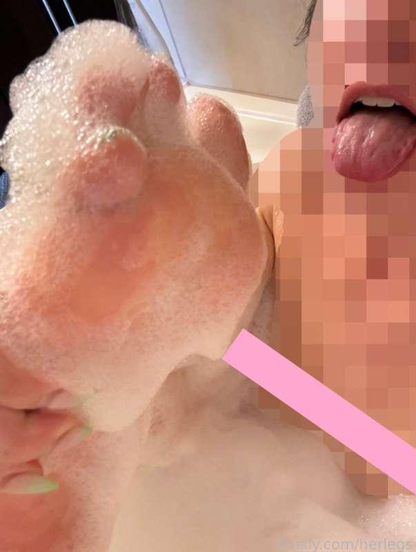 herlegs image #1