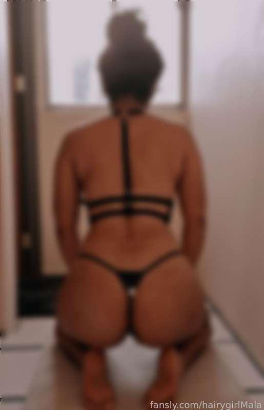 hairygirlmala image #5