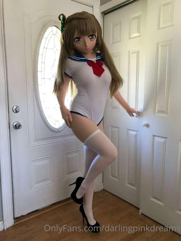 I prefer this outfit with no skirt.