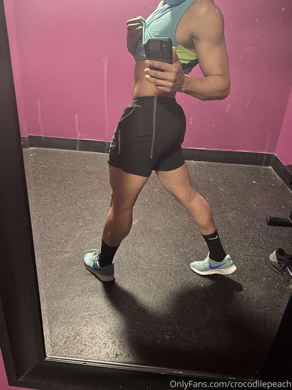 Here’s a photo of me flexing after I was done at the gym tod..