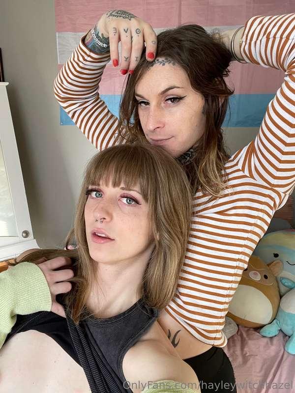 streaming tonight with @paigewright on her account 💘✨