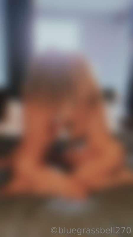 Hey do you want to see 👀 something sweet 😍 check out this ey..