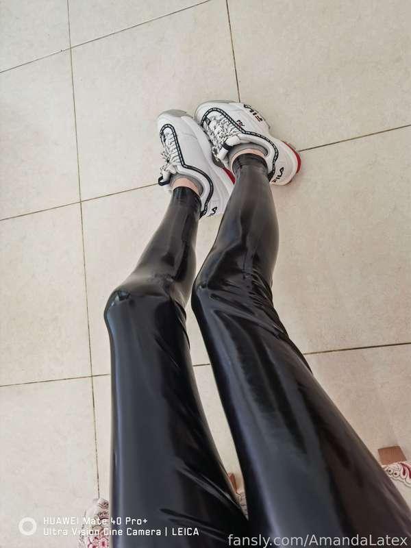 amandalatex image #6