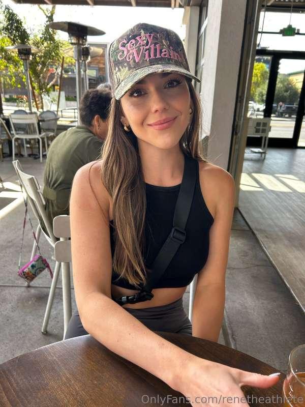 Out for a little lunch ❤️