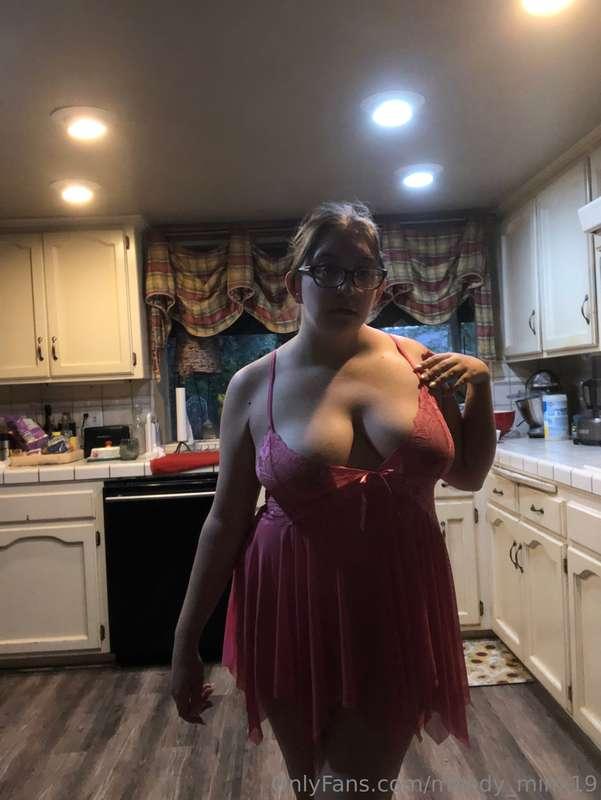 https://onlyfans.com/mandyminxyThe naked version is here!!👆