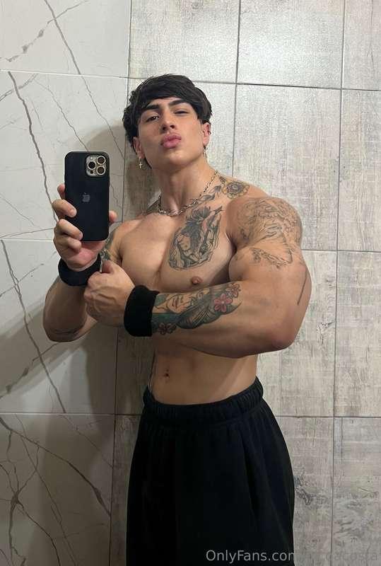 💪