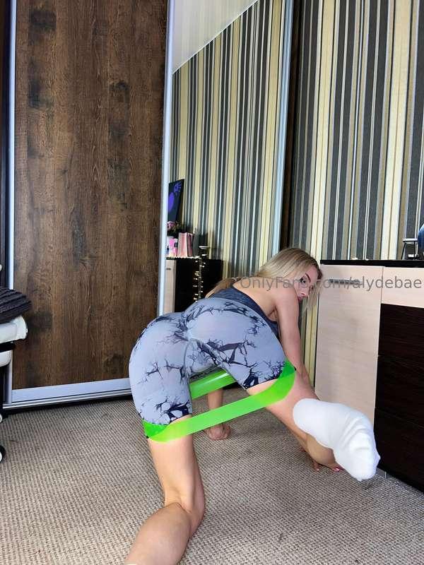 alydebae image #6
