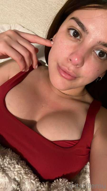 Thinking about you and your dick 😈 @itsellemuvip