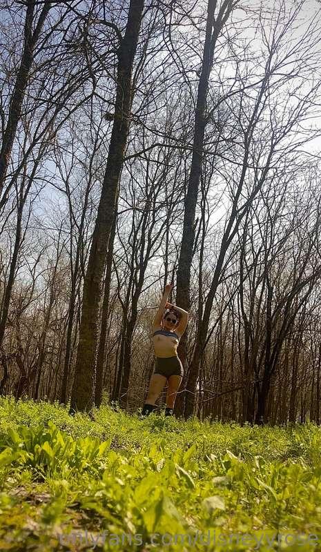 Nude forest fairy vibes