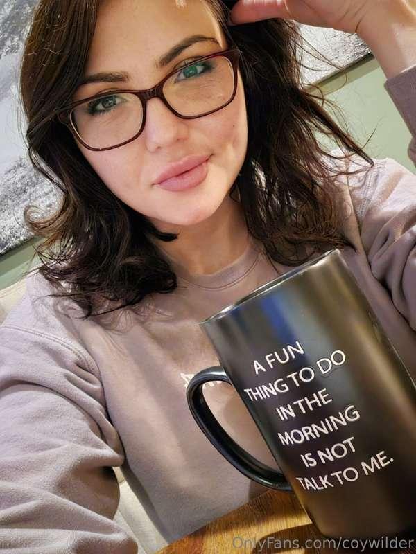 Spend your slow mornings with me 😘https://onlyfans.com/17785..