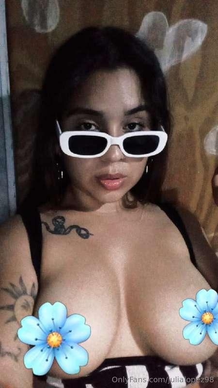 ##FREE FREE FREE 💋
The best tits you will see🍒 fan of oral s..