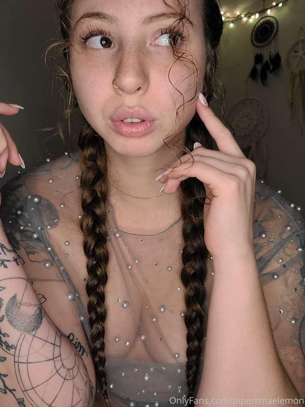 Do these give you mermaid vibes?? 
New STEAMY B/G Video drop..