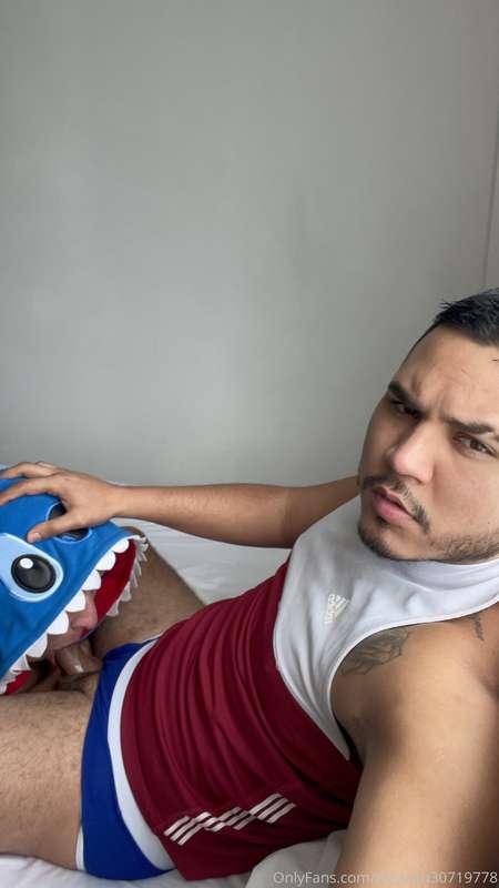 Quieres ver cómo stitch mama verga ?
@juanmacho1 @diegoguz