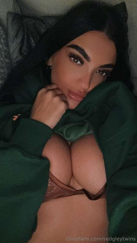 shall i move my arms? 🤭