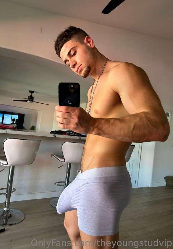 Check your messages to see how I fuck🥵