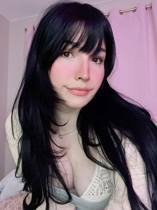Woke up feeling extra horny this morning.