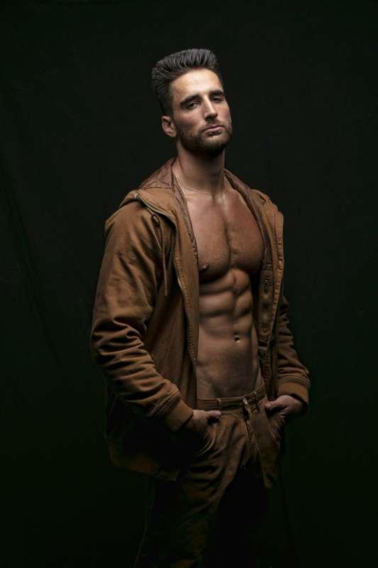 new shooting with @rubenmmartinn ☄️ FRONTAL NUDE COMING....