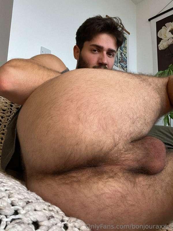 Hole so tight you would cum in it in 2 strokes 💦