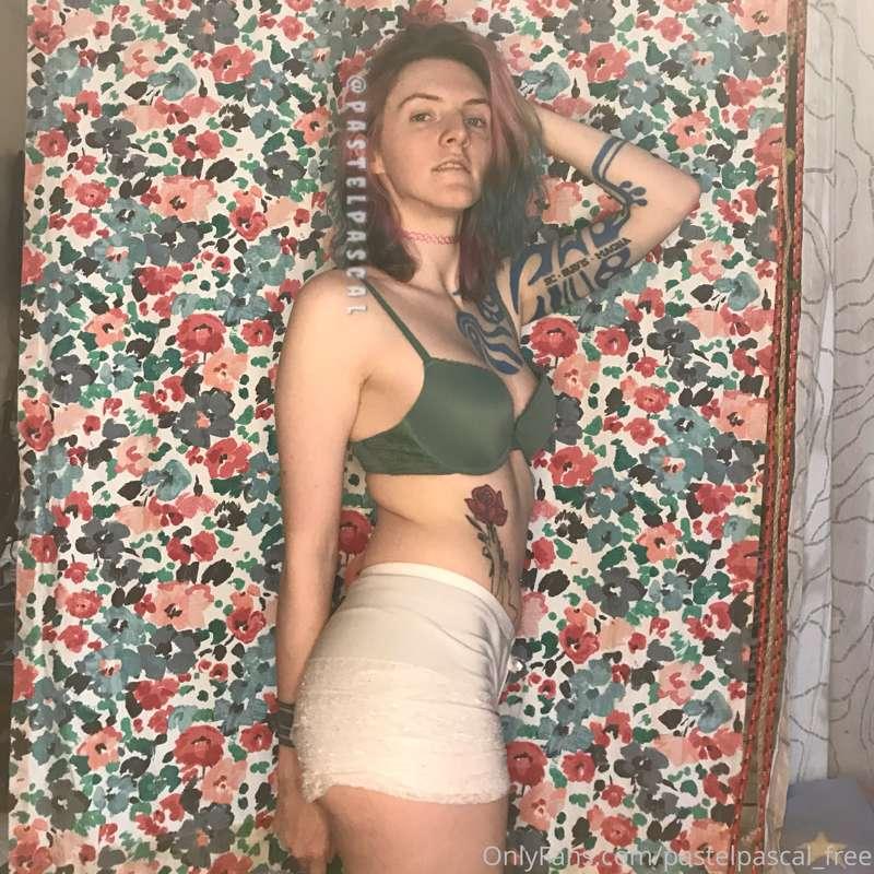 I bet you’re thinking of what I look like underneath 👀