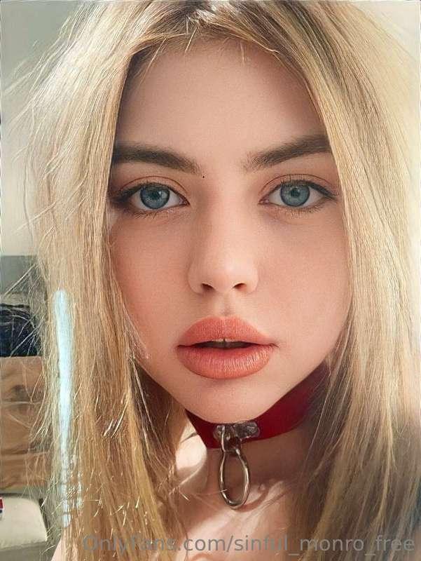 cutie  @sandrateeny  is 18 years just turned old🤤 This angel..