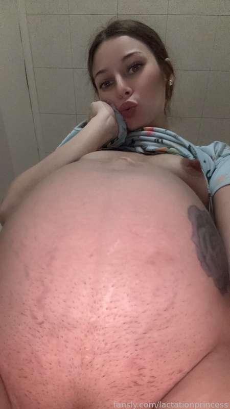 lactationprincess image #4