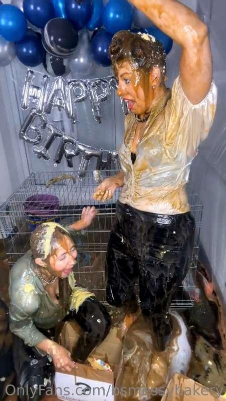 bsmessybakery image #20