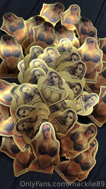 PACK DE STICKERS YA DISPONIBLE A SÓLO $149 MXN!! 😍 Incluye:
..