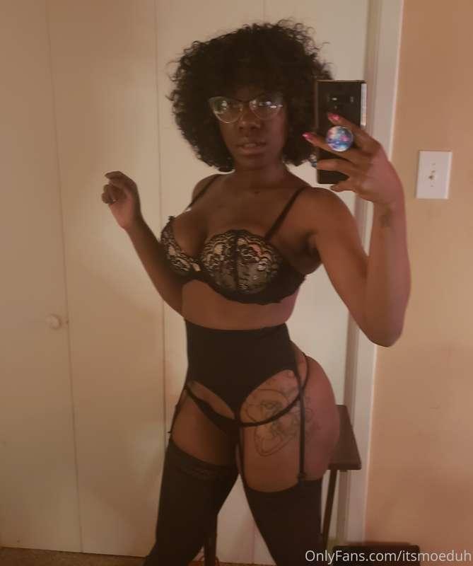 Happy Friday my Rayliens! I love y'all and hope y'all are do..
