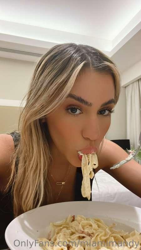 What are you having for dinner? 😋