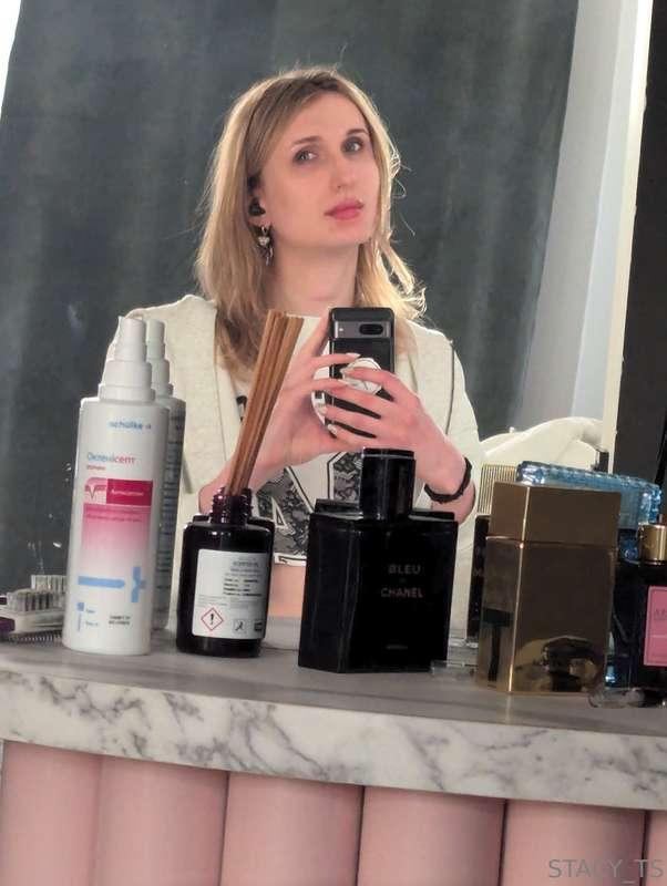 You seem to be just watching.And you're already fantasizing ..