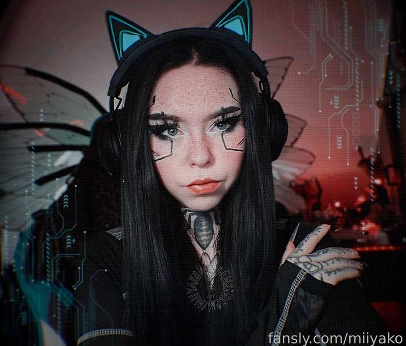 🌃 NOW LIVE 🌃

Get in here Chooms! Starting with Cyberpunk today!

⛓️‍💥 https://twitch.tv/miirkwoodelf ⛓️‍💥