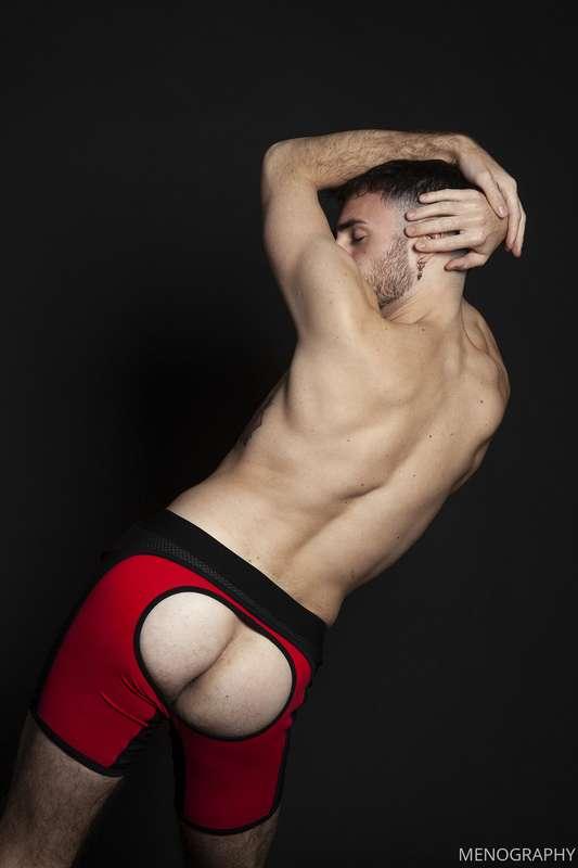 Italian davide shows off his thick smooth butt